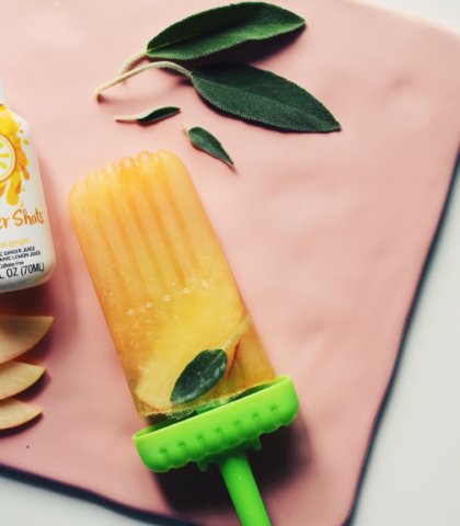 APPLE GINGER SAGE POPSICLE