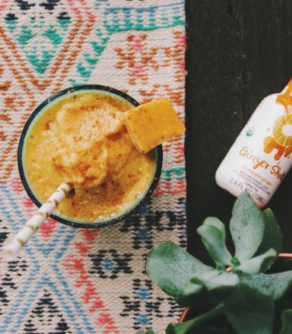SPICED MANGO SMOOTHIE