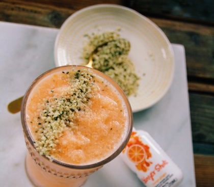 CARROT GINGER SMOOTHIE
